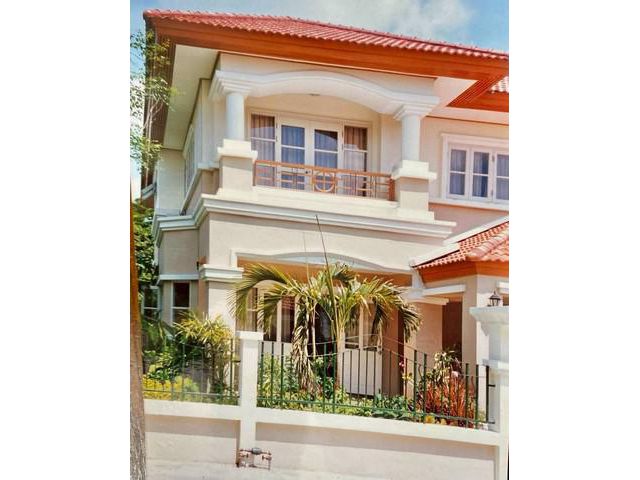 ขายบ้านกรองทอง ศรีนครินทร์ บ้านเดี่ยว 2 ชั้น หลังริม