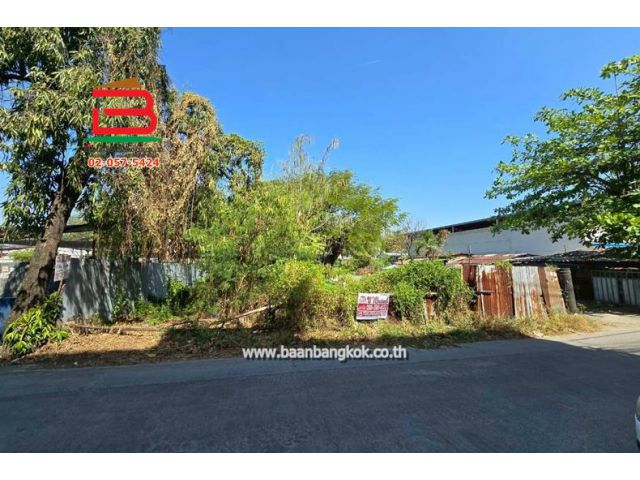 ที่ดินเปล่า เนื้อที่ 1-0-44 ไร่ อ่อนนุช 66 แยก 1 ถนนอ่อนนุช แขวงสวนหลวง เขตพระโขนง