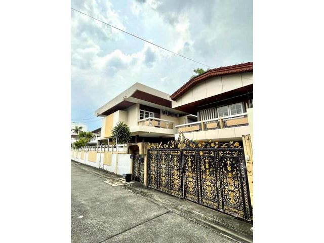 ขายบ้าน เเละ ที่ดิน ซอยอินทามระ1 ที่ดิน 148 ตารางวา