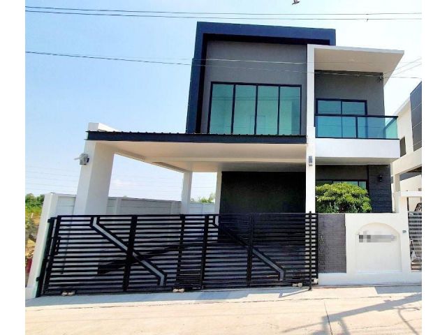 ให้เช่าบ้าน 2 ชั้น โฮมออฟฟิศ บางนา ใก้ลเมกกาบางนา จดบริษัทได้