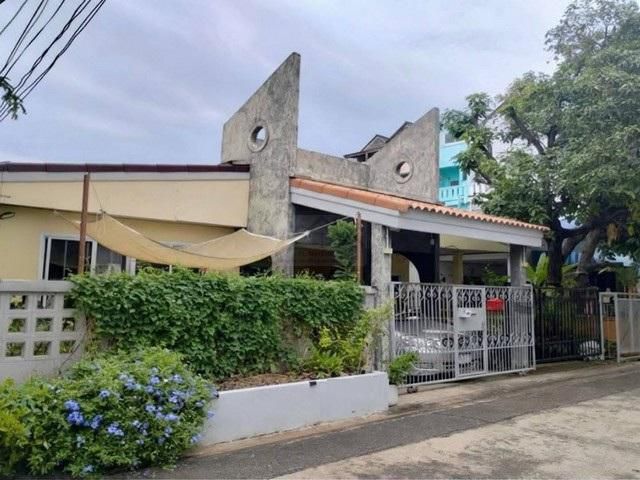 P1999 ขายบ้านเดี่ยว ชั้นเดียว 52 ตรว. โชคชัย 4 ซอย 18 นาคนิวาส 27