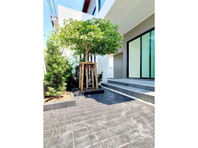 P1994 ให้เช่า ขาย บ้านใหม่มือหนึ่ง 2 ชั้น บางนา ตราด กม. 10 เมกะบ