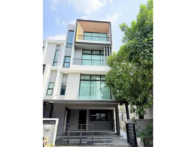 ให้เช่าทาวน์โฮม 3.5ชั้น เนอวาน่า ดีฟายน์ ศรีนครินทร์-พระราม 9