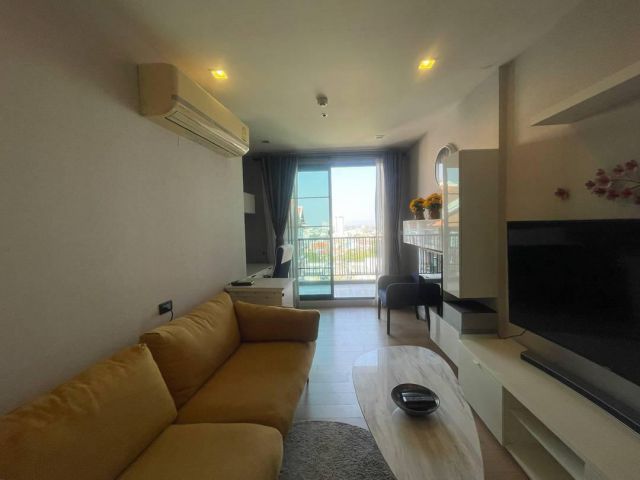 For Sale/Rent The Astra Condo Specious 1 bedroom on 15th Floor. 56 sq.m 1 bedroom 1 bathroom with bathtub, high floor, l