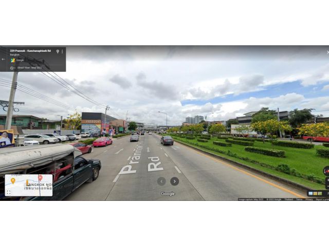 อาคารพาณิชย์ติดถนนพระเทพ ใกล้สามแยกไฟฉาย