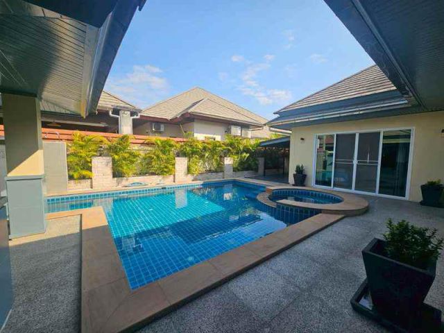 H1035 ขายบ้าน Pool Villa ห้วยใหญ่ ชลบุรี 3 ห้องนอน