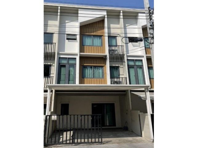 ให้เช่าทาวน์โฮม 3 ชั้น  ถนนสุขาภิบาล2  ประเวศ เช่าในนามบริษัทได้