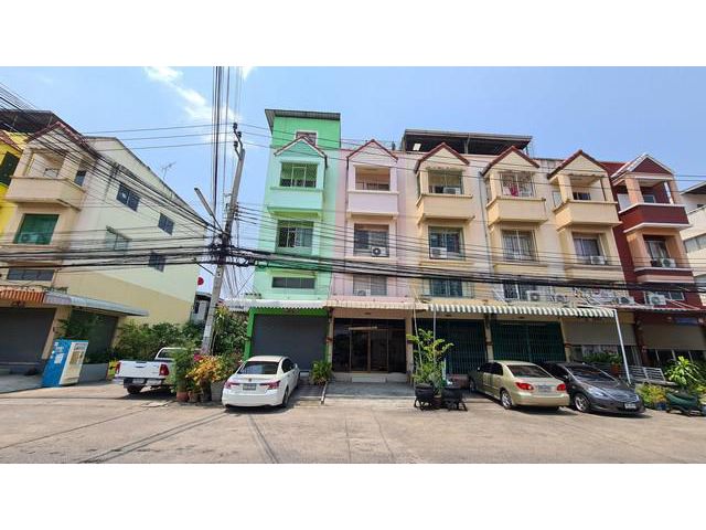 อาคารพาณิชย์ 4 ชั้น พิศาล ซอยท่าข้าม 28 บางขุนเทียน กรุงเทพ
