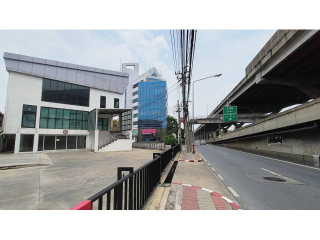 ออฟฟิศวิภาวดี รังสิต 1255 ตรม 3 ชั้น, ติดถนน, 10 นาทีถึงสนามบินดอนเมือง