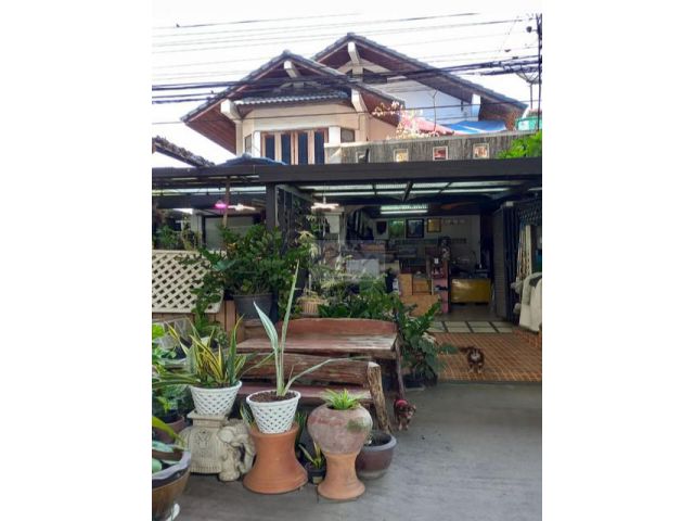 ขายที่ดินพร้อมบ้าน 2ชั้น 38ตรว.อารีย์ พระราม6 พญาไท ใกล้กระทรวงกา