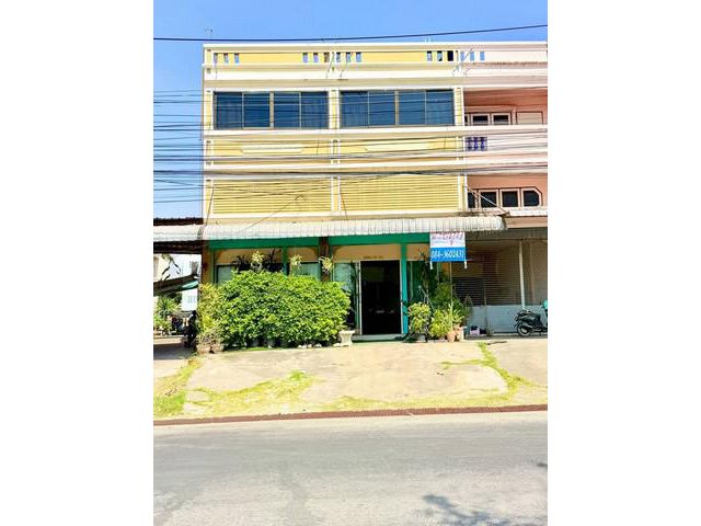 ขายตึกแถว 3 ชั้น 2 คูหา ในเมืองกาญจนบุรี