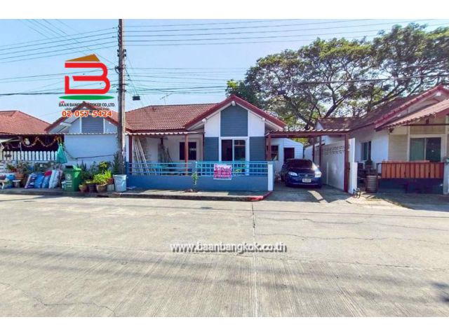 บ้านแฝด หมู่บ้าน ทรัพย์ธานี 1 รังสิต-คลอง 9 เนื้อที่ 37.1 ตรว. ใกล้ซีเจ ซูเปอร์มาร์เก็ต สาขารังสิตคลอง 9