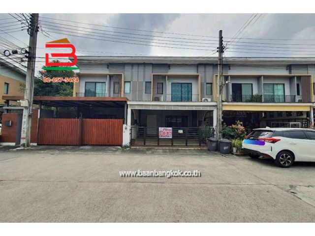 ทาวน์โฮม เดอะคอนเนค 12 (รามอินทรา 65 แยก 2-2-2) เนื้อที่ 27.2 ตรว. ใกล้เพลินนารี่มอลล์ แขวงท่าแร้ง เขตบางเขน