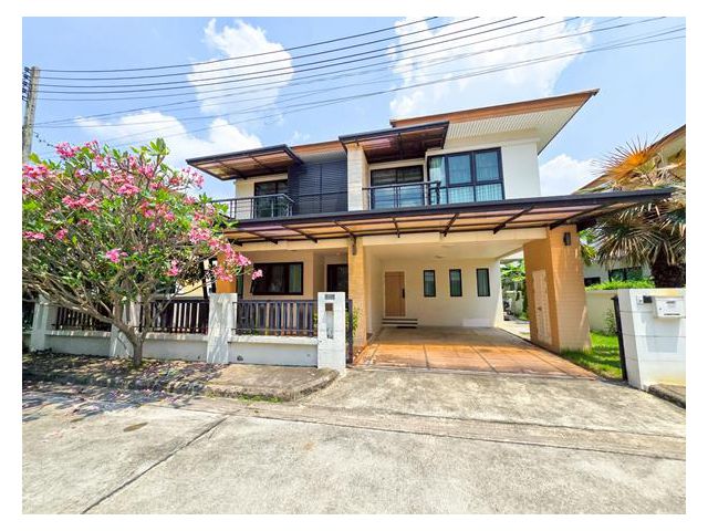 ขาย บ้านเดี่ยว มบ.คีรีราชา เก้ากิโล ศรีราชา ขนาด 205ตรม. 3 ห้องนอน ตกแต่งสวย เฟอร์นิเจอร์ครบ พร้อมอยู่