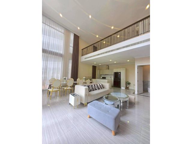 ให้เช่า RARE ITEM สุขุมวิท 49/1! บ้านหรูมีลิฟต์ 4 ห้องนอน 6 ห้องน้ำ + รปภ. 24 ชม. เข้าออกทางซอย 47 ได้ (ใกล้สมิติเวช)