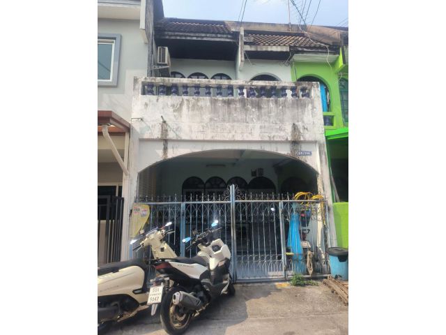 บ้านกว้าง ฟังก์ชันครบ ราคาเบา ๆ ใจกลางรามคำแหง