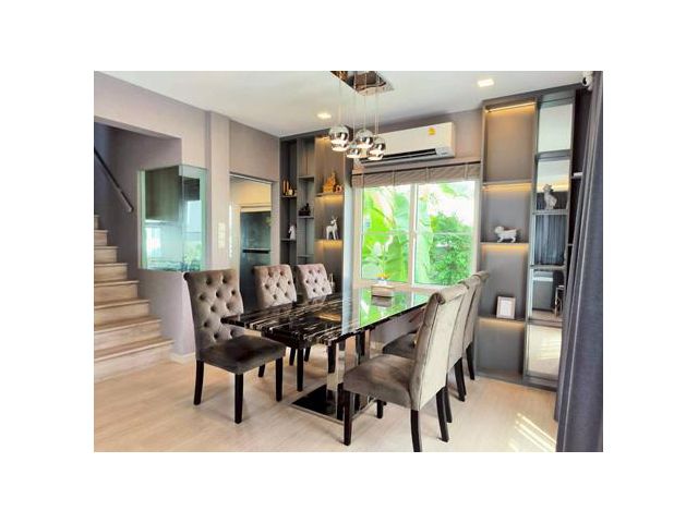 บ้านเดี่ยว Villaggio ศรีนครินทร์ ตำบลบางเมือง อำเภอเมืองสมุทรปราการ สมุทรปราการ ราคา 6,900,000 บาท