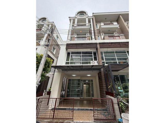 ให้เช่าโฮมออฟฟิศ 4 ชั้น 260 ตรม. พรีเมี่ยมเพลส นวมินทร์-สุขาภิบาล