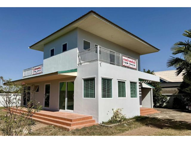 ขายบ้าน2ชั้น3ห้องนอน2 ห้องน้ำ300 ตรว.ใกล้ที่ว่าการอ.พังโคน จ.สกลนคร