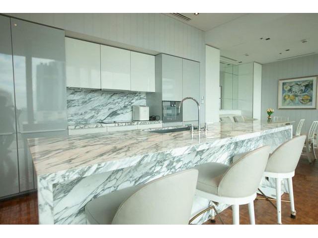 The Ritz-Carlton Residences 3 ห้องนอน
