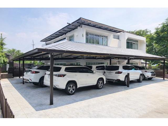 ให้เช่าบ้าน 2 ชั้น 4นอน 80ตร.ว.วชิรธรจอดรถ4-6คัน BTSอุดมสุข1.7กม.
