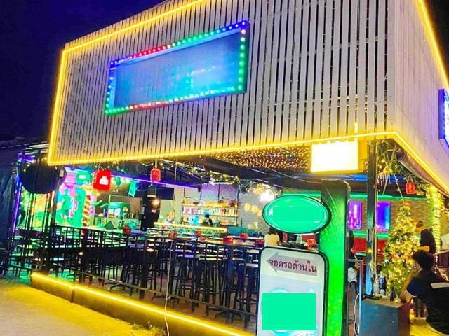 ร้านอาหารกึ่งผับ 3 นอน 5 น้ำ โรบินสัน ไลฟ์สไตล์ ลาดกระบัง 2 กม.
