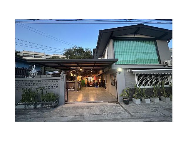ขายบ้านเดี่ยว 2 ชั้น ม.ปิ่นเจริญ 2 ดอนเมือง ถ.สรงประภา สวย พร้อมอยู๋ ตรงข้ามสนามบินดอนเมือง รถไฟฟ้าสายสีแดง