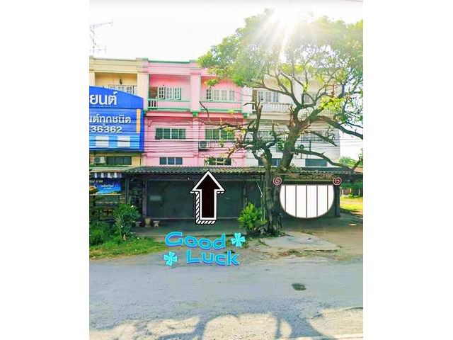 ขายอาคารพาณิชย์ 3 ชั้นครึ่ง 2 คูหา ในตลาดซอย 12 ติดถนนสระบุรี-หล่