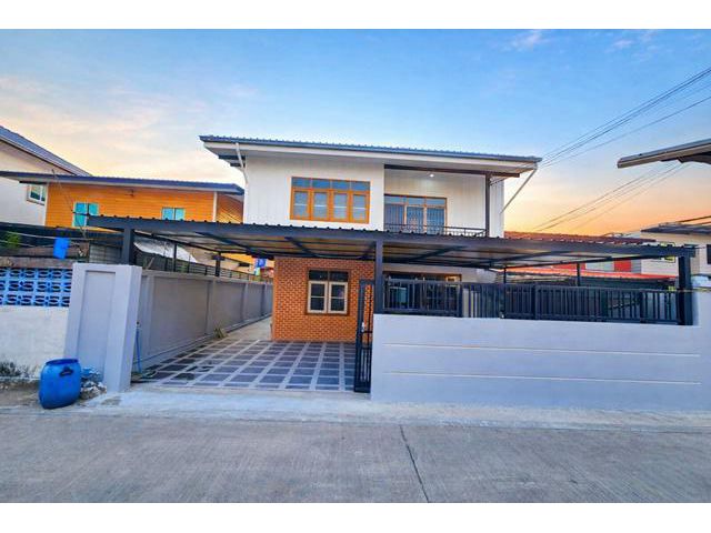ให้เช่าบ้าน 2ชั้น 52ตร.วา. ซ.เทพรักษ์  พหลโยธิน50 เปิดซิง! ออฟฟิศ