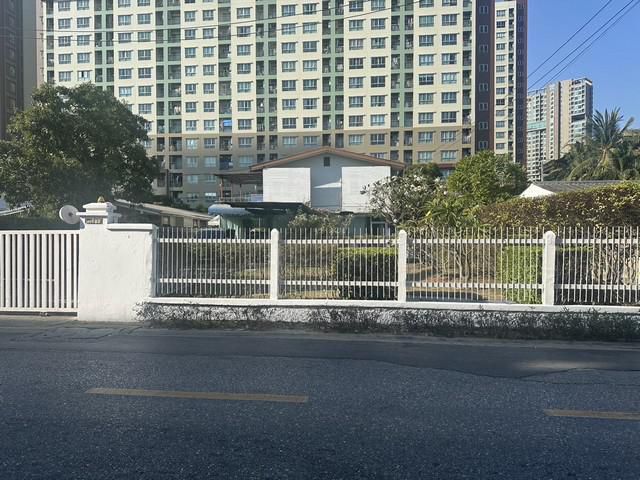 ให้เช่าบ้านพร้อมโกดัง 200 ตรว. พหลโยธิน30 ใกล้รถไฟฟ้าสถานีรัชโยธิ