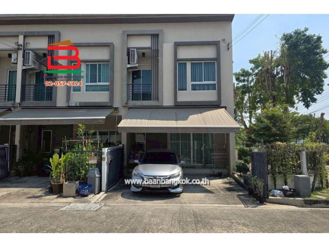 ทาวน์โฮม บ้านกลางเมือง เนื้อที่ 30.2 ตรว. เฉลิมพระเกียรติร.9 ซอย 28 แขวงดอกไม้ เขตประเวศ