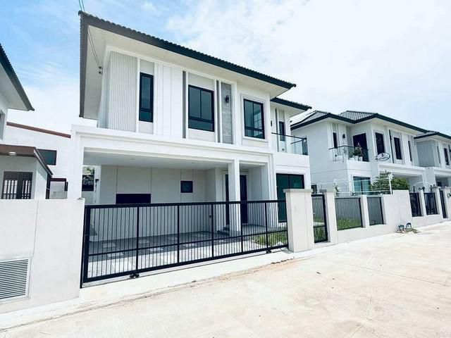 ขายด่วน บ้านเดี่ยวหลังใหญ่ทำเลดี โครงการ BONITA HOUSE 2 ศรีราชา