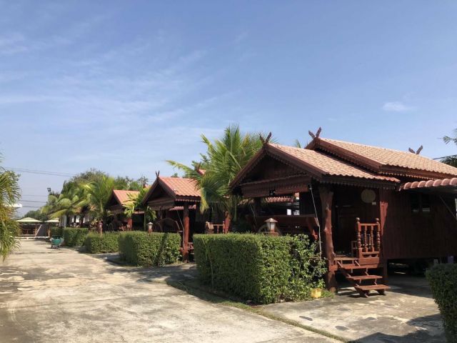 ขาย รีสอร์ท 3 ไร่ 3 งาน 63 ตร.ว ห้องพัก 36 ห้อง ห้วยราช บุรีรัมย