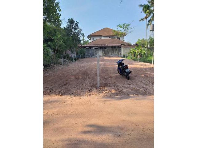 ขายที่ดินทำเลดี ซอยอัมพวัน ซ.10 ใกล้วัดม่วง – หาดใหญ่
