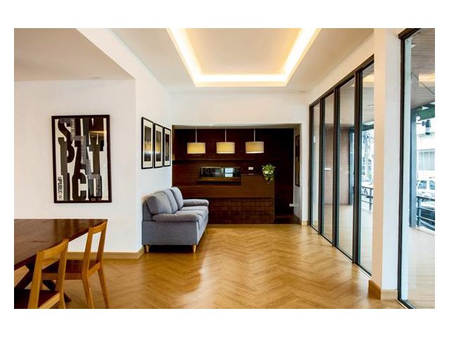 L871 ขายTownhome 3 ชั้น หลังมุม 36 ตรว.ซอยบ้านพระราม9 ใกล้Centralพระราม 9 ใกล้ MRT ราคาขาย 12,500,000 บาท