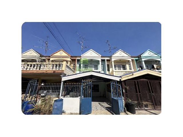 หมู่บ้าน พิริยะทาวน์ บางกรวย ขายด่วน ทาวน์เฮ้าส์ 2 ชั้น เนื้อที่ 16.50 ตร.ว เดินทางสะดวก ต่อเติมครบ พร้อมอยู่