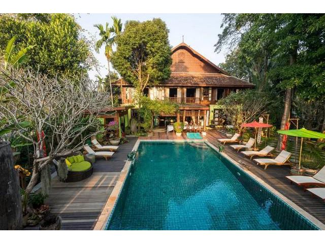 บ้านหรูริมน้ำปิง หางดง เชียงใหม่ 6 ห้องนอน ที่ดิน 2,400 ตร.ม. เฟอ