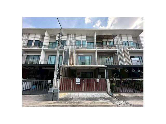 นาทีทองขายขาดทุน !! J GRAND สาทร-กัลปพฤกษ์ ทาวน์โฮม 3 ชั้น หน้าบ้านไม่ชนใคร ติดถนนใหญ่กัลปพฤกษ์ เข้าออกสาทรสะดวก ใกล้รถ
