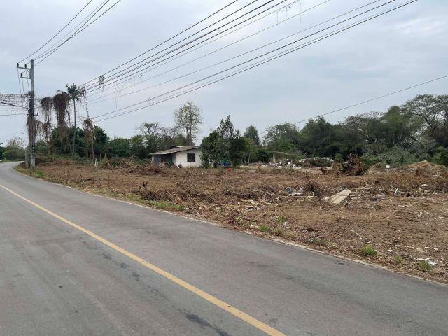 ขายที่ดินตำบลป่าบงสารภีติดลำน้ำแม่กวงโฉนด