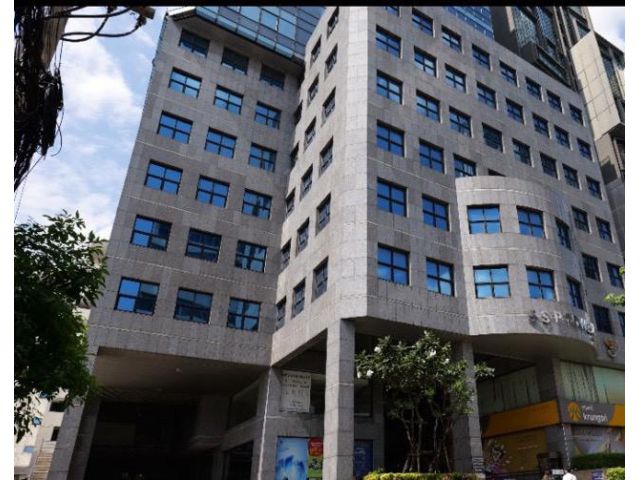 ให้เช่าสำนักงานพร้อมใช้ ชั้น 22 อาคาร SSP Tower 1 ติดถนนเอกมัย พื้นที่ขนาด 420 ตารางเมตร วิวเมือง Fully Furnished