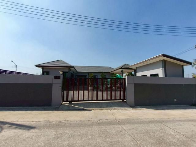ขายด่วนpool villa ห้วยใหญ่ ทำเลทอง พร้อมขายมากๆครับทำธุรกิจต่อได้
