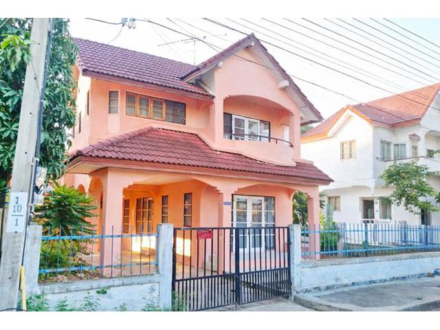 สุวินทวงศ์ ร่มเกล้า ถูกที่สุด จอดรถได้2ฝั่ง 4คัน บ้านใหญ่ 3-4นอน