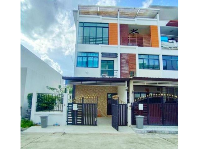 สาทร ทาวน์โฮม 3 ชั้นหลังมุม ตลาดสำเพ็ง2 กัลปพฤกษ์ 3 นอน MRT หลักส