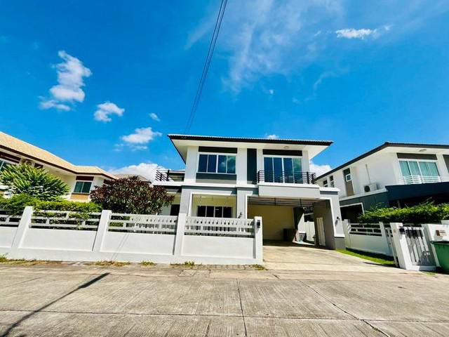 บ้านเดี่ยวหลังใหญ่2ชั้นเดียวบ่อวิน รีโนเวทใหม่ เฟอร์ครบ จดบริษัทไ