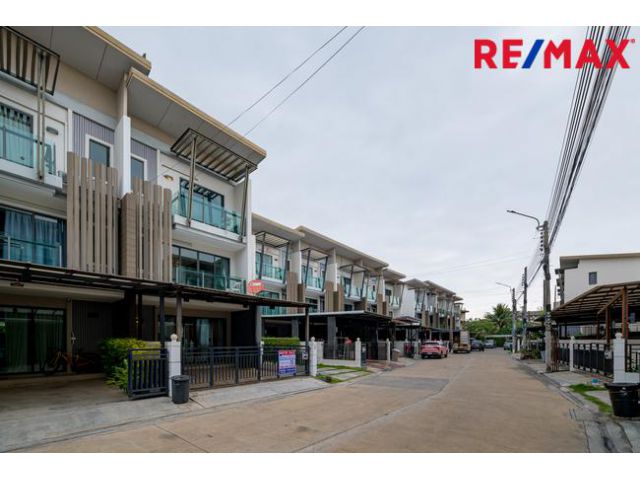 หลังมุม New Listing! 2026 Town Avenue Cocos ทาวน์โฮมจาก Sansiri 23 ตร.วา (#บ้านตัวอย่าง ) พระรามสอง ซอย 50