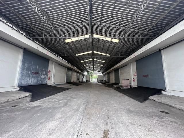 ให้เช่าโกดังติดถนนเทพารักษ์ เมืองสมุทรปราการ ติดรถไฟฟ้าสายสีเหลือ