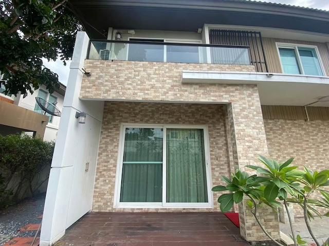 ให้เช่าบ้านเดี่ยว 2 ชั้น โครงการมัณฑนา เลค วัชรพล ถนนสุขาภิบาล 5