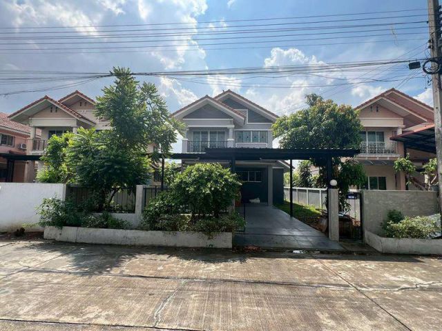ขายบ้านเดี่ยว หมู่บ้านวิสต้าวิลล์ 3 ลำลูกกา-คลอง8 เนื้อที่ 69 ตารางวา 4 ห้องนอน ตำบลลำลูกกา อำเภอลำลูกกา จังหวัดปทุมธานี
