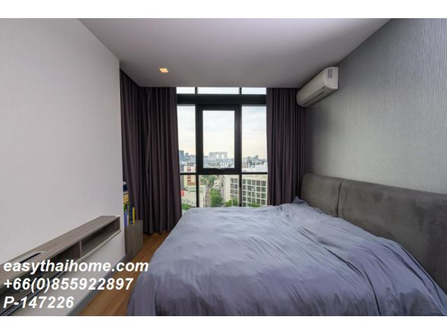 P-147226 วิวเมืองสวย! 2 ห้องนอน @ MRT ลาดพร้าว Chapter One Midtown 6.4M Line Id: @easythaihome 085-592-2897