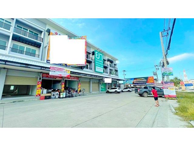 ใกล้ ตลาดชัชวาล อาคาร 2คูหา 3.5ชั้น 2นอน 2น้ำ คลอง7 ชุมชนคลอง 7